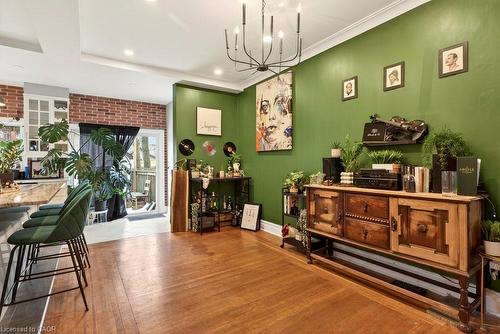 224 Balmoral Avenue N, Hamilton, ON - Indoor