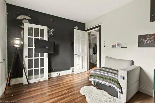 224 Balmoral Avenue N, Hamilton, ON - Indoor