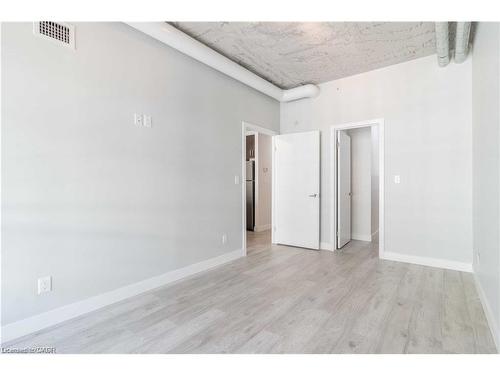 506-1 Victoria Street S, Kitchener, ON - Indoor Photo Showing Other Room