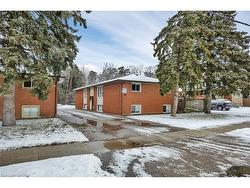 66 Barbara Crescent  Kitchener, ON N2M 4N2