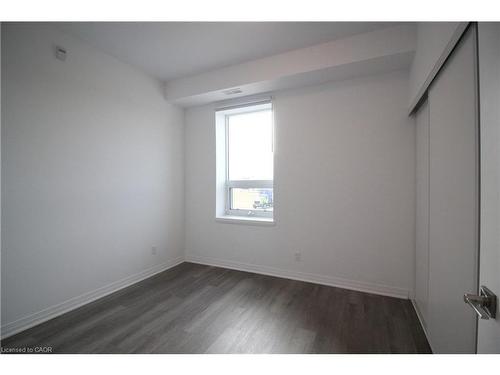 213-5 Hamilton Street N, Waterdown, ON - Indoor Photo Showing Other Room