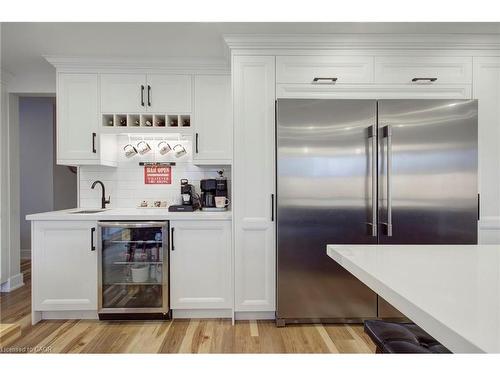 3280 Mead Crescent, Burlington, ON - Indoor Photo Showing Kitchen