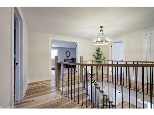 3280 Mead Crescent, Burlington, ON - Indoor Photo Showing Other Room