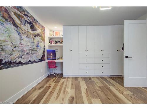 3280 Mead Crescent, Burlington, ON - Indoor