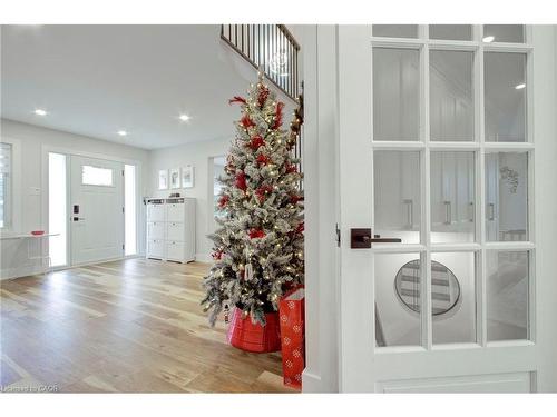 3280 Mead Crescent, Burlington, ON - Indoor Photo Showing Other Room