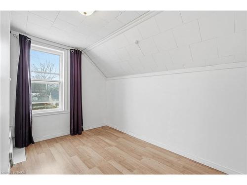 20 York Street, Welland, ON - Indoor Photo Showing Other Room