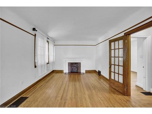 978 North Shore Boulevard W, Burlington, ON - Indoor Photo Showing Other Room