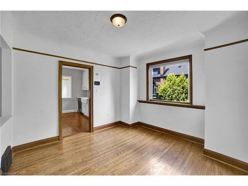 978 North Shore Boulevard W, Burlington, ON - Indoor