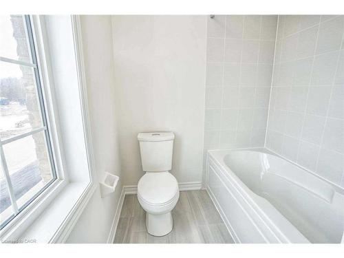 525 Red Elm Road, Shelburne, ON - Indoor Photo Showing Bathroom