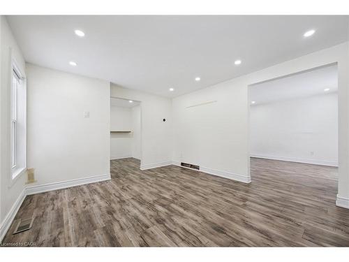 107 Foxridge Drive, Cambridge, ON - Indoor Photo Showing Other Room