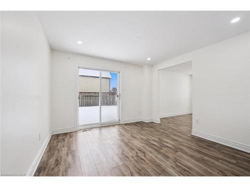 107 Foxridge Drive, Cambridge, ON - Indoor Photo Showing Other Room