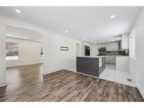 107 Foxridge Drive, Cambridge, ON - Indoor Photo Showing Kitchen