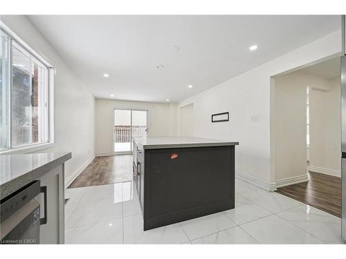 107 Foxridge Drive, Cambridge, ON - Indoor Photo Showing Other Room