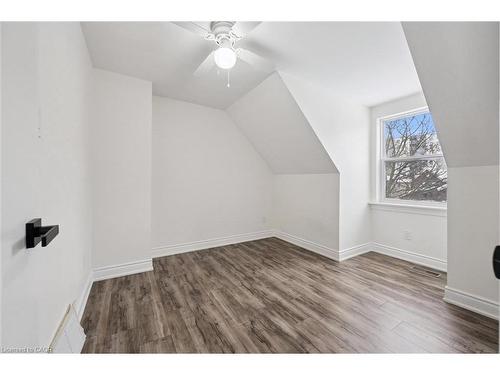 107 Foxridge Drive, Cambridge, ON - Indoor Photo Showing Other Room