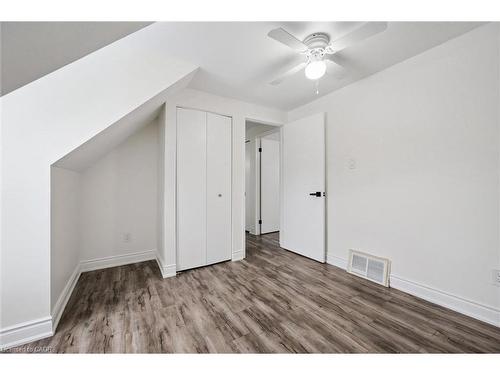 107 Foxridge Drive, Cambridge, ON - Indoor Photo Showing Other Room