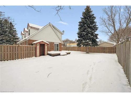 107 Foxridge Drive, Cambridge, ON - Outdoor