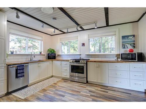 56559 Heritage Line, Straffordville, ON - Indoor Photo Showing Kitchen