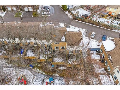 92-1584 Newlands Crescent, Burlington, ON - Outdoor