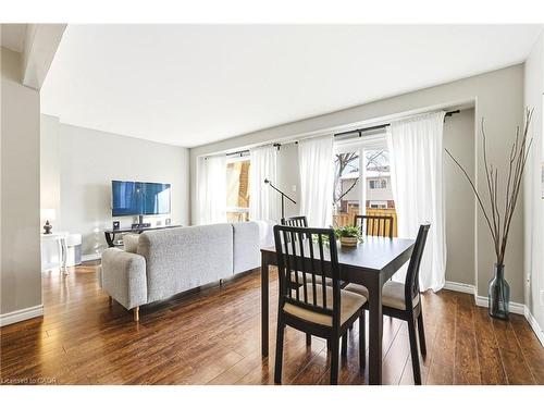 92-1584 Newlands Crescent, Burlington, ON - Indoor