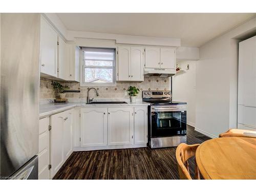 53 Norfolk Avenue, Cambridge, ON - Indoor Photo Showing Kitchen