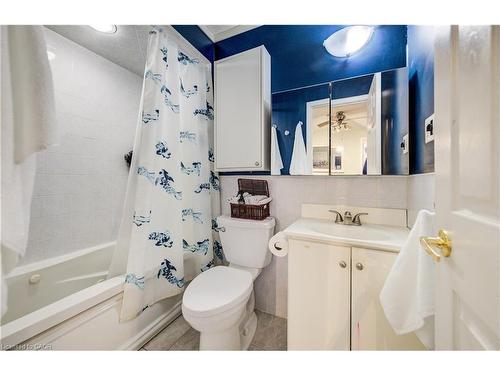 53 Norfolk Avenue, Cambridge, ON - Indoor Photo Showing Bathroom