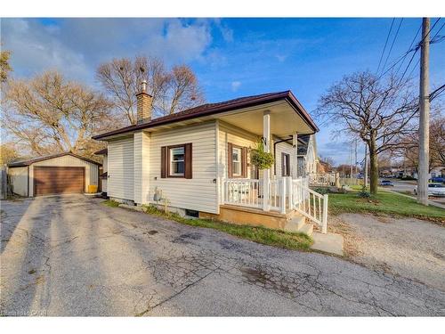 53 Norfolk Avenue, Cambridge, ON - Outdoor