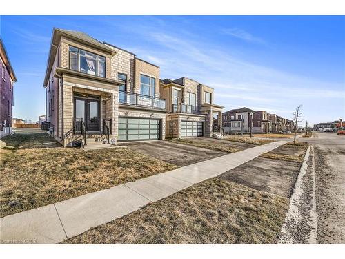 1403 Upper Thames Drive, Woodstock, ON - Outdoor