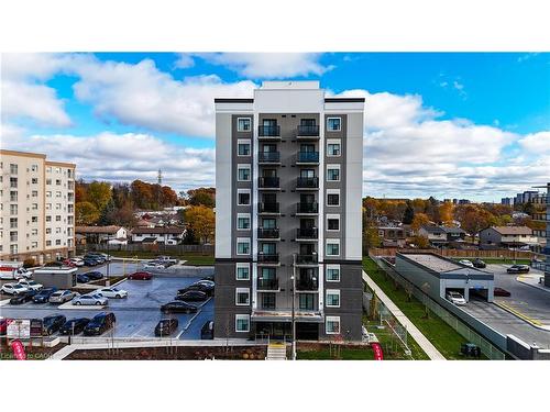 809-595 Strasburg Road, Kitchener, ON - Outdoor With View