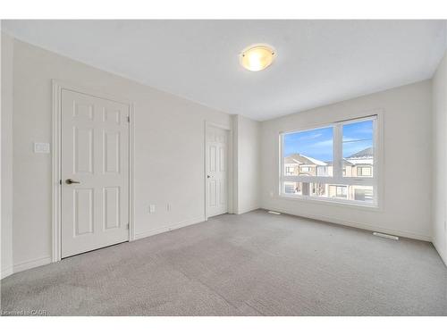 76 Prest Way, Centre Wellington, ON - Indoor Photo Showing Other Room