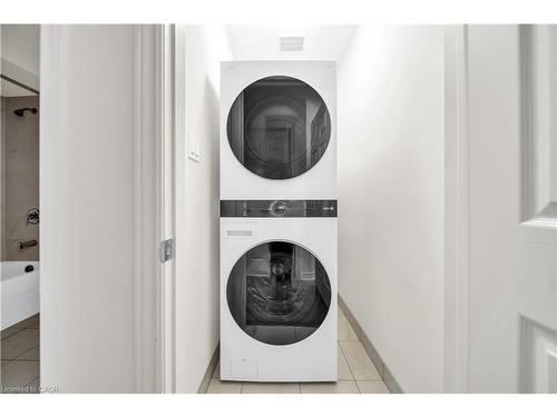 76 Prest Way, Centre Wellington, ON - Indoor Photo Showing Laundry Room