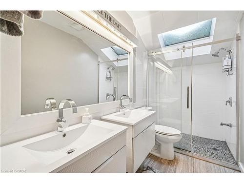 144 Carmichael Crescent, The Blue Mountains, ON - Indoor Photo Showing Bathroom