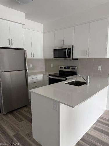309-1100 Lackner Place, Kitchener, ON - Indoor Photo Showing Kitchen With Stainless Steel Kitchen With Upgraded Kitchen