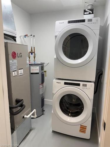 309-1100 Lackner Place, Kitchener, ON - Indoor Photo Showing Laundry Room