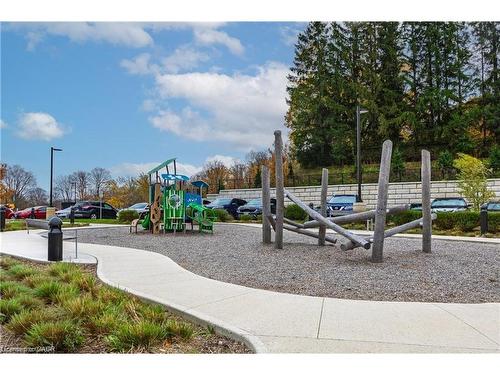 309-1100 Lackner Place, Kitchener, ON - Outdoor