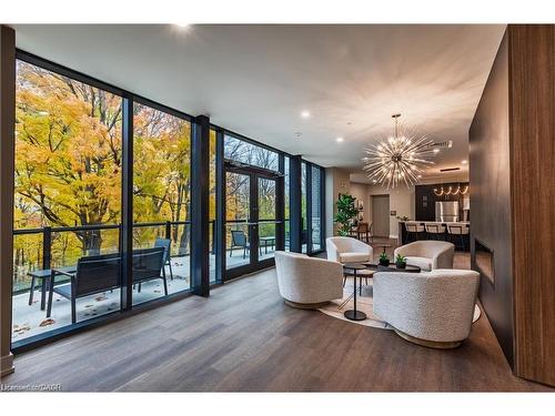 309-1100 Lackner Place, Kitchener, ON - Indoor