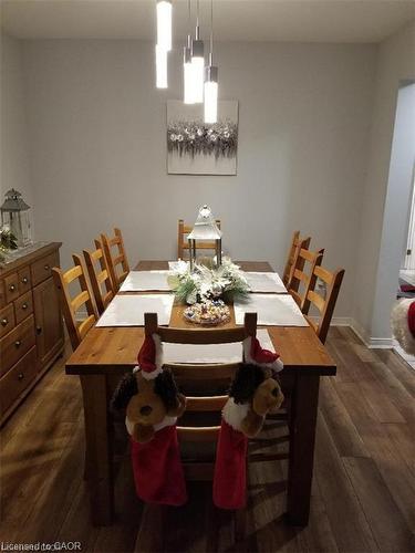 185 Sulmona Drive, Hamilton, ON - Indoor Photo Showing Dining Room