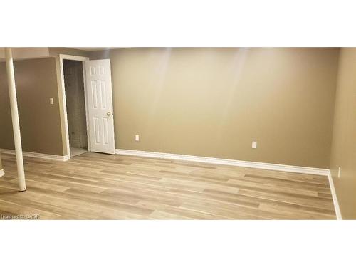 185 Sulmona Drive, Hamilton, ON - Indoor Photo Showing Other Room