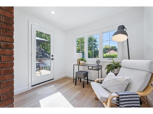 66 Trinity Street, Stratford, ON - Indoor