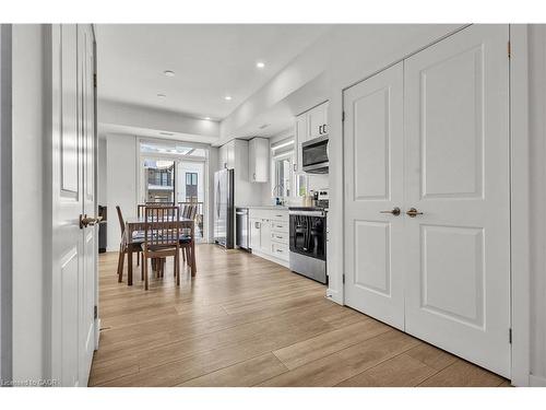 39-405 Myers Road, Cambridge, ON - Indoor