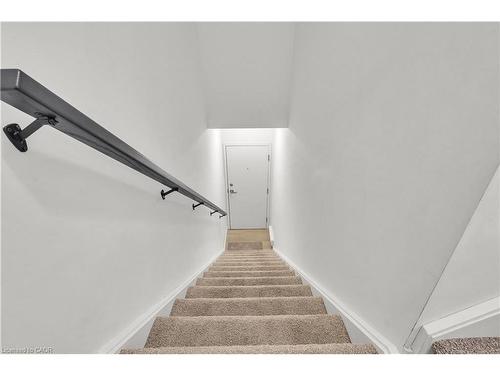 39-405 Myers Road, Cambridge, ON - Indoor Photo Showing Other Room