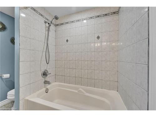 152 Anvil Street, Kitchener, ON - Indoor Photo Showing Bathroom