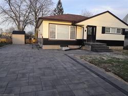 Main Floor-8 Frederick Street  St. Catharines, ON L2S 2S2