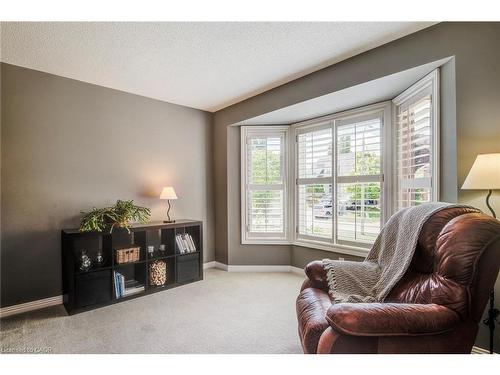 33 Tinatawa Court, Kitchener, ON - Indoor