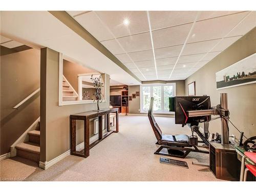 33 Tinatawa Court, Kitchener, ON - Indoor