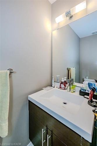 83-1401 Plains Road E, Burlington, ON - Indoor