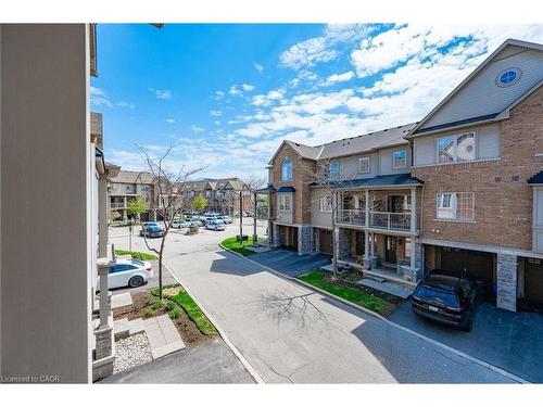 83-1401 Plains Road E, Burlington, ON - Outdoor
