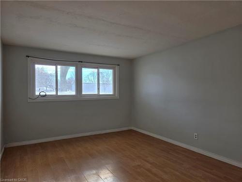 2-362 Grey Street, Brantford, ON - Indoor Photo Showing Other Room