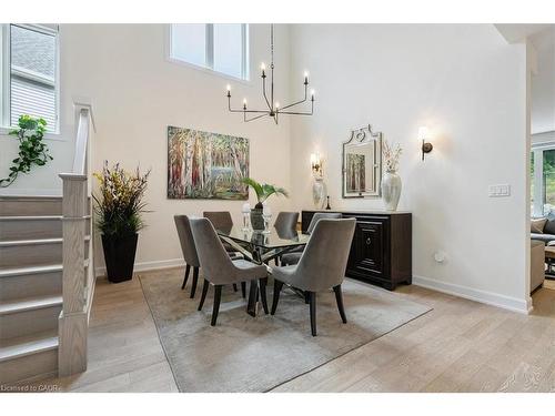 110 Terrace Drive, Grimsby, ON - Indoor Photo Showing Dining Room