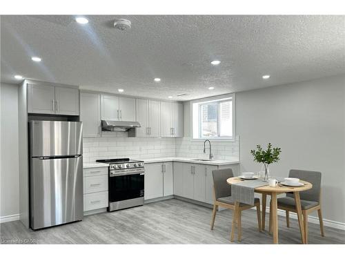 26 Watervale Drive, Kitchener, ON - Indoor Photo Showing Kitchen With Upgraded Kitchen