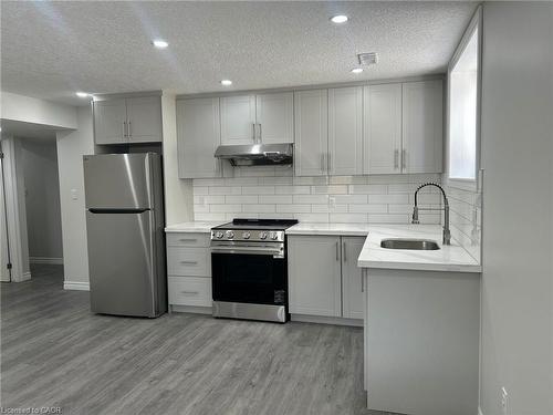 26 Watervale Drive, Kitchener, ON - Indoor Photo Showing Kitchen